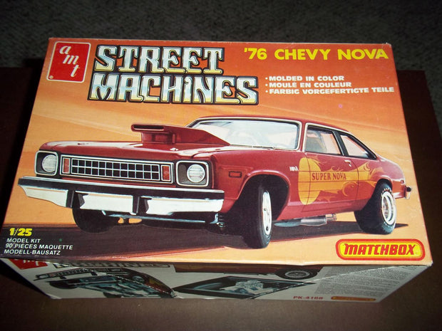 AMT 1976 Chevy Nova (1/25)