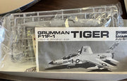 U.S. Navy Fighter F11F-1 Tiger - 1/72 scale