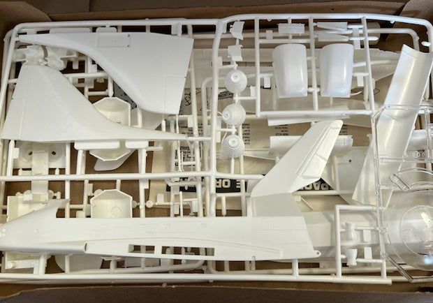 COLUMBIA AND SPACE LAB- 1/144 scale