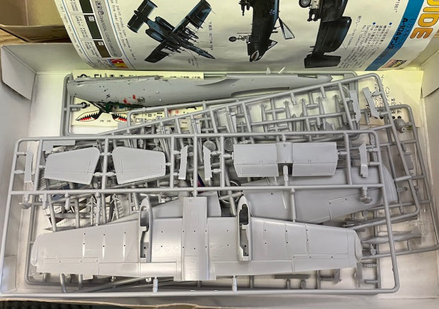 US AIRFORCE ATTACKER FAIRCHILD A-10A THUNDERBOLT II- 1/72 scale