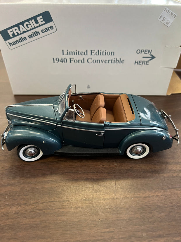 1940 Ford Deluxe Convertible - Limited Edition #212
