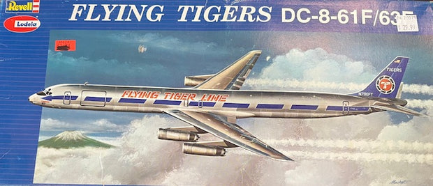 Flying Tigers DC-8-61F/ 63F -1/72 scale