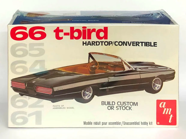 AMT 2208 1/25 Scale '66 Ford T-Bird Thunderbird Plastic Model Kit