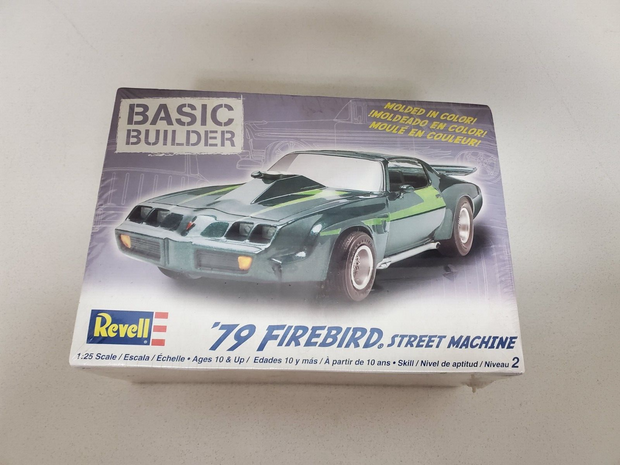 Revell 1979 Pontiac Firebird Street Machine