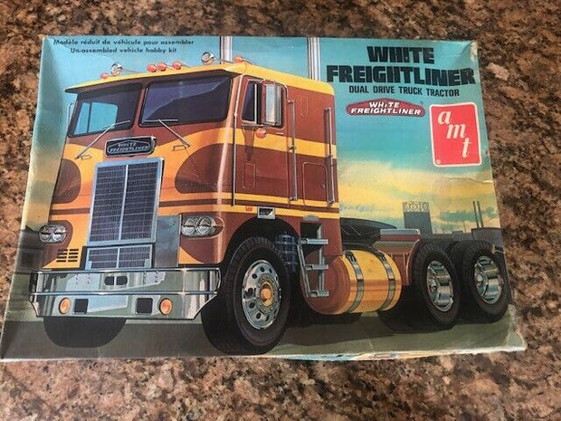 AMT White Freightliner