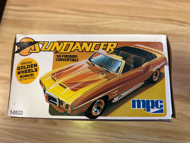 '69 Firebird Convertible Sundancer (NO DECALS)- 1/25th Scale