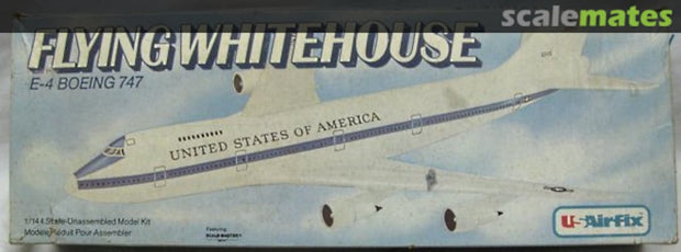 Flying WhiteHouse E-4 Boeing 747- 1/144 scale